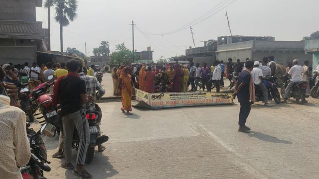 नवादा में हाथियों का तांडव जारी: चौथे ग्रामीण की मौत, गांवों में दहशत; सड़क जाम कर फूटा गुस्सा