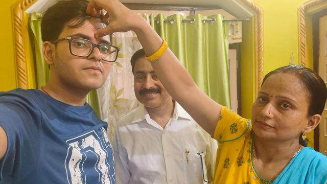 मुजफ्फरपुर के आयुष्मान ने सीबीएसई 12वीं में 97.20% अंक प्राप्त कर किया कमाल, अब सीए बनने का है सपना