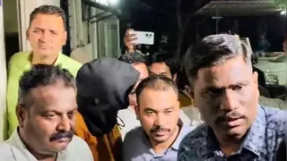 नीट प्रवेश परीक्षा शुरू होने से 45 मिनट पहले पेपर लीक (फोटो-एएनआइ)