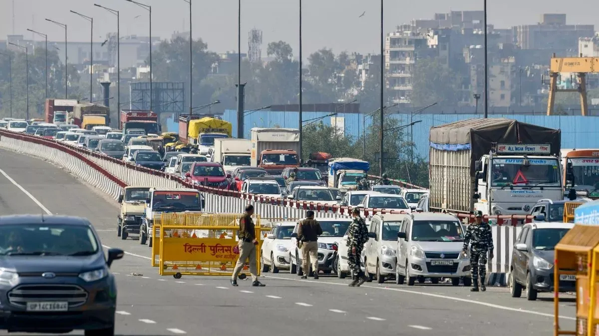 Delhi Trafficn Advisory: दिल्ली में 30 जून तक बंद रहेगा यह रास्ता, रूट डायवर्जन को लेकर एडवाइजरी जारी