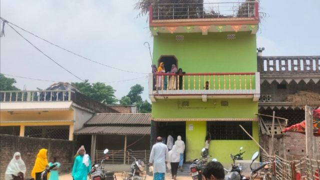 कटिहार में कोर्ट में पेशी से ठीक पहले शख्स की गला रेतकर हत्या, जमीन विवाद में भतीजे पर लगा आरोप
