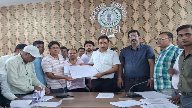 झारखंड में तेज हुई जनगणना की तैयारी, टुंडी में बांटे गए नियुक्ति पत्र
