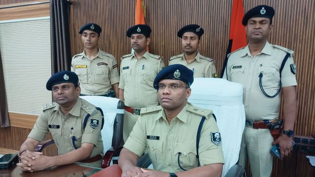 Supaul News: कोसी इलाके में ड्रग्स नेटवर्क का खुलासा, 1.44 KG स्मैक के साथ 4 गिरफ्तार
