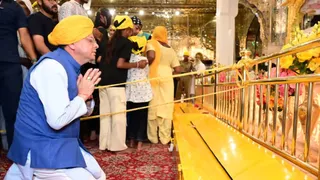 मुख्यमंत्री पुष्कर सिंह ने नानकमत्ता गुरुद्वारा साहिब में मत्था टेक प्रदेश की सुख-समृद्धि की कामना की।