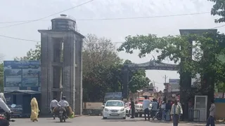 नेपाल में बदली व्यवस्था से पर्यटन और सीमावर्ती कारोबार को मिलेगा बढ़ावा।
