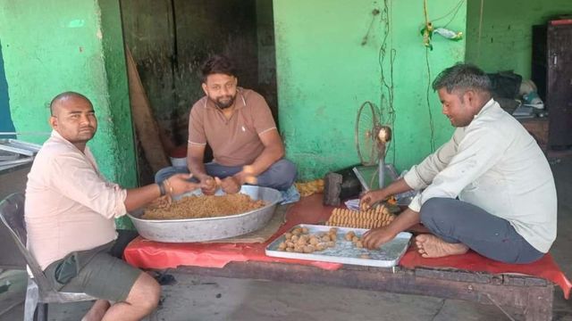 गांव की गलियों से निकलकर देशभर में महकेगी अहार के पेड़े की खुशबू, 'एक जिला एक व्यंजन' योजना में हुआ शामिल
