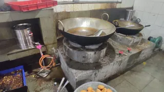 डीजल संकट से होटल-रेस्टोरेंट कारोबार प्रभावित