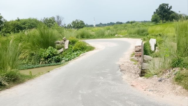 भदोही में 21.66 करोड़ से चौड़ा होगा सीतामढ़ी-सेमराध मार्ग, 12 किमी लंबी सड़क की बढ़ेगी चौड़ाई
