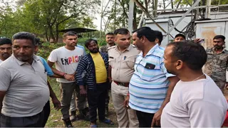 पुलिस की गिरफ्त में संयज रजक। (फोटोः जागरण)