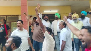 शिअद, कांग्रेस और आम आदमी पार्टी के नेताओं ने एक-दूसरे पर लगाए आरोप