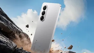 Realme P4x 5G फोन 7000mAh बैटरी और 50MP कैमरा के साथ ₹18,951 में