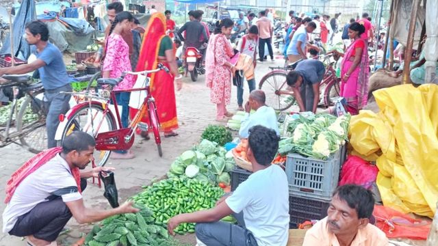 भागलपुर में विक्रमशिला पुल टूटने का असर, बांका में सब्जियां हुई महंगी; चेक करें लेटेस्ट रेट
