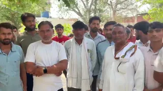 मुरसदपुर गांव के ग्रामीणों ने भी सामूहिक पंचायत आयोजित कर महत्वपूर्ण फैसले लिए।