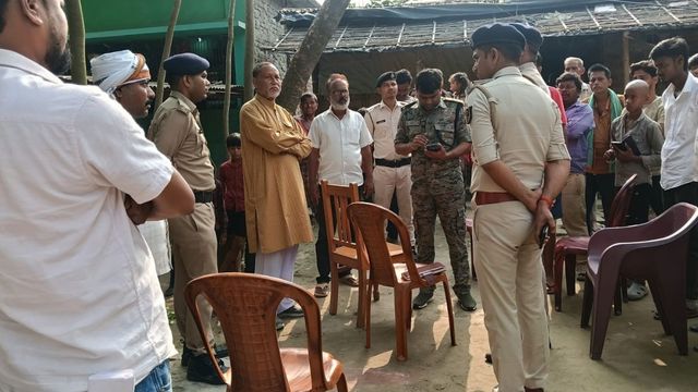 Supaul News: स्कूल की पहली मंजिल पर मिला छात्रा का खून से लथपथ शव, गला रेतकर हत्या
