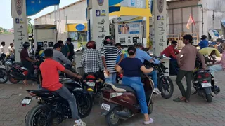 रांची में पेट्रोल पंप हुए बंद