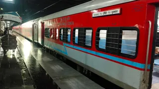 धनबाद-रांची इंटरसिटी एक्सप्रेस। (फाइल फोटो)
