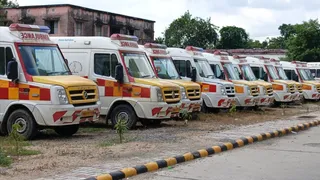पूर्णिया में एंबुलेंस सेवा पर सवाल। फोटो जागरण