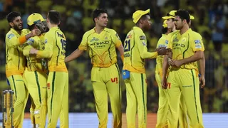कैसे CSK की टीम प्लेऑफ में पहुंच सकती है?