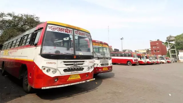 भीषण गर्मी से बचाव के लिए प्रतापगढ़ डिपो ने की तैयारी, अब बसों में सफर से पहले यात्रियों को दिया जाएगा ORS
