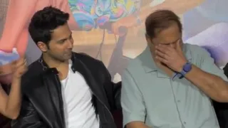 इमोशनल हो गए थे वरुण के पिता डेविड। फोटो क्रेडिट- इंस्टाग्राम