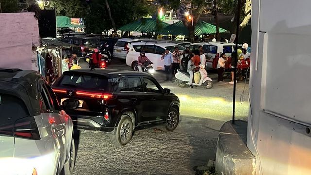वीकेंड पर जाम से जूझा भीमताल,ं पर्यटन सीजन शुरू होते ही थमी रफ्तार
