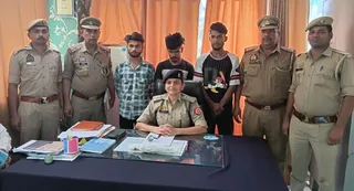 पुलिस की गिरफ्त में आरोपी। जागरण