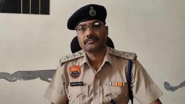 कुरुक्षेत्र में पुलिस की कार्रवाई पर बवाल, परिवार ने लगाए मारपीट और जातिसूचक टिप्पणी के आरोप
