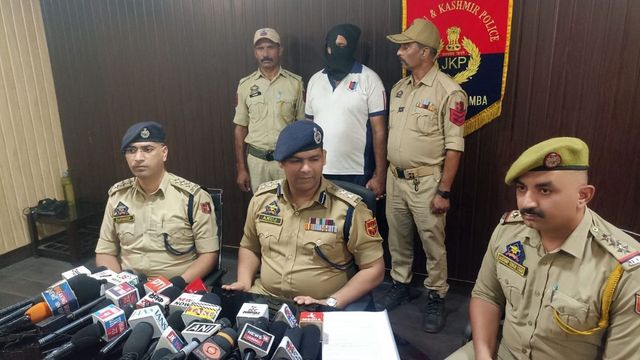 जम्मू-कश्मीर के अनुराधा हत्याकांड मामले में खुलासा, रिश्तेदार ने ही की थी हत्या; दोनों में था अवैध संबंध
