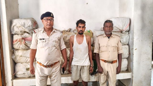 सुपौल पुलिस ने पिपरा में तस्करों का प्लान किया फेल, 4 क्विंटल 27 किलो गांजा जब्त
