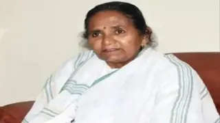 माध्यमिक शिक्षा मंत्री ने शैक्षिक गतिविधि के सुचारू संचालन के दिए निर्देश।