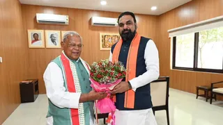 केंद्रीय मंत्री जीतन राम मांझी के साथ मुख्यमंत्री सम्राट चौधरी।