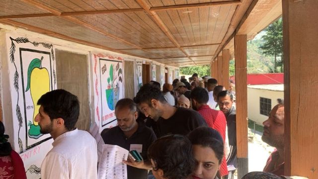 हिमाचल पंचायत चुनाव: स्वास्तिक के बजाय नोटा स्टैंप से डलवा दिए वोट, निर्वाचन आयोग ने कैंसिल किया इलेक्शन
