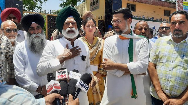 पंजाब निकाय चुनाव: लुधियाना में कांग्रेस प्रत्याशी पर तलवारों से हमला, दो स्थानों पर बूथ कैप्चरिंग की कोशिश
