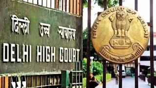 दिल्ली हाई कोर्ट बार एसोसिएशन ( डीएचसीबीए) ने दिल्ली हाई कोर्ट में याचिका दायर की है।