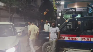 इंटरनेट मीडिया पर पोस्ट को लेकर विधायक के घर पर हंगामा।