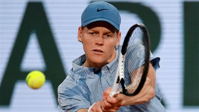 French Open 2026: जानिक सिनर ने हासिल की लगातार 30वीं जीत, एलेक्स डी मिनौर को मिला वॉकओवर