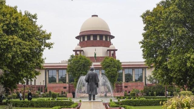 'SIR प्रक्रिया से नागरिकता का निर्धारण नहीं', सुप्रीम कोर्ट ने कहा- आयोग को संदिग्ध मामले केंद्र सरकार को भेजने होंगे

