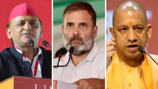 अखिलेश यादव के साथ राहुल गांधी (फाइल फोटो)