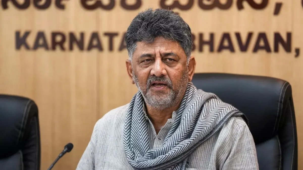 गुच्ची के स्कार्फ, रोलेक्स की घड़ियां... लग्जरी ब्रांड्स के शौकीन हैं डीके शिवकुमार