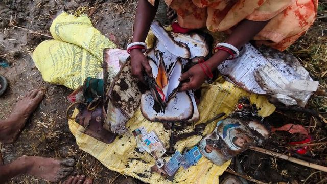पटना के मनेर में घर पर ग‍िरा ठनका, सारे सामान हुए राख; 2 बकरियां भी जलीं
