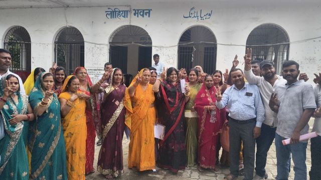 सारण में गड़खा प्रमुख और उपप्रमुख के खिलाफ अविश्वास प्रस्ताव पारित, दोनों की गई कुर्सी
