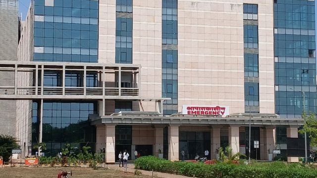 AIIMS देवघर में बिना वाहन पास के प्रवेश पर रोक, 1 जून से लागू होगी नई व्यवस्था
