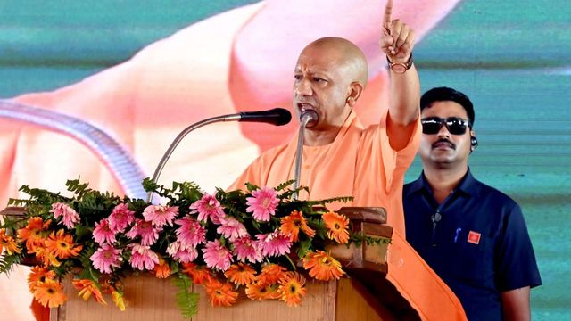 गुंडों के आगे नतमस्तक थी सपा सरकार, खुलेआम घूमते थे शोहदे: मऊ में बोले CM योगी आदित्यनाथ
