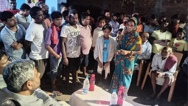 राधानगर पहुंचे भागलपुर MLA रोहित, CM सम्राट से की बात; बकरीद के दिन मंदिर के पास आपत्तिजनक सामान को लेकर हुआ था विवाद