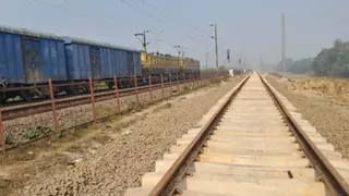 रघुनाथपुर को रेल लाइन से जोड़ने की मांग तेज।