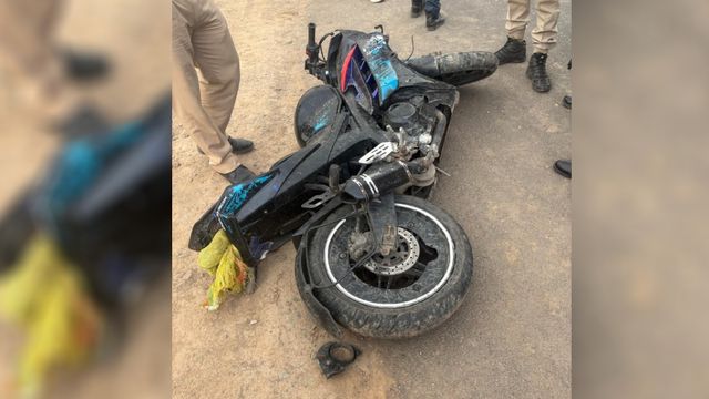 जम्मू-कश्मीर: राजौरी के सुंदरबनी में तेज रफ्तार बाइक दुर्घटनाग्रस्त, तीन युवक गंभीर रूप से घायल
