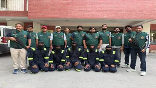 दिल्ली पुलिस की गिरफ्त में साहिबगंज का नीतीश पासवान और अन्य।