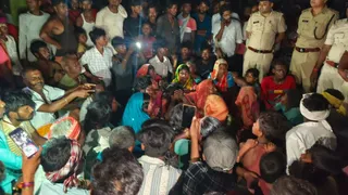 मधेपुरा में इलाज के दौरान महिला की मौत, ग्रामीण चिकित्सक पर आरोप; सड़क जाम कर प्रदर्शन