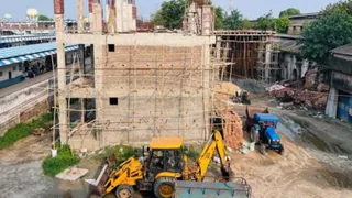 समस्तीपुर जंक्शन पर चल रहा काम। (जागरण)
