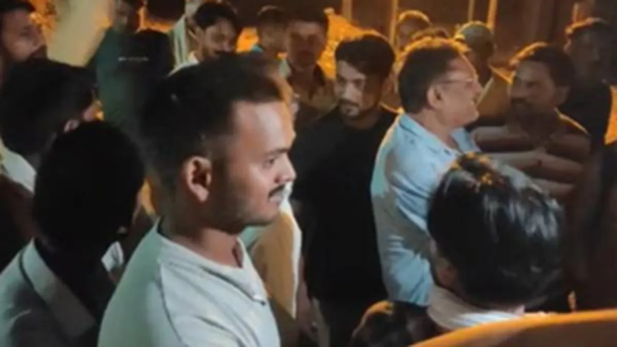 चित्रकूट में वीआईपी दादागिरी: सरकारी बंगले की बत्ती गुल हुई, तो जज साहब ने पूरे शहर की बिजली बंद कराई